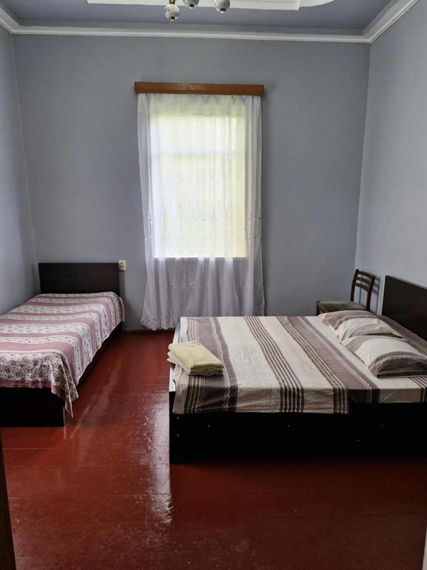 Joni Guest House Batumi Exterior photo